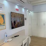 לינה וארוחת בוקר Pini צ'יביטאנובה מארקה
