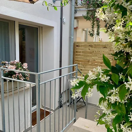 住宿加早餐酒店 Pini 3*