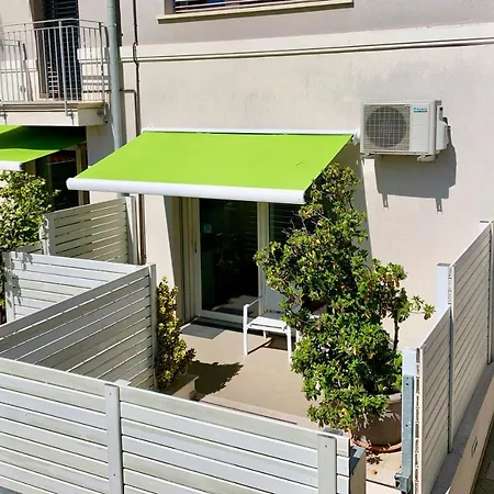 Pini Bed & Breakfast