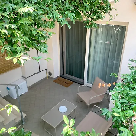 Pini Bed & Breakfast