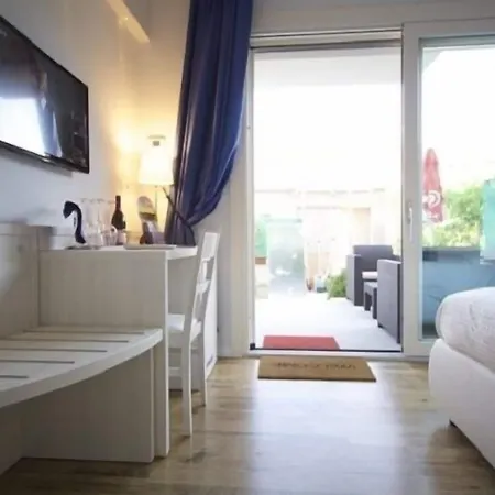 Pini Bed & Breakfast 3*