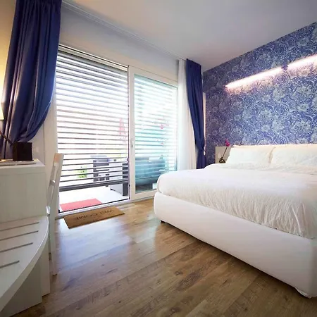 Bed & Breakfast Pini 3*