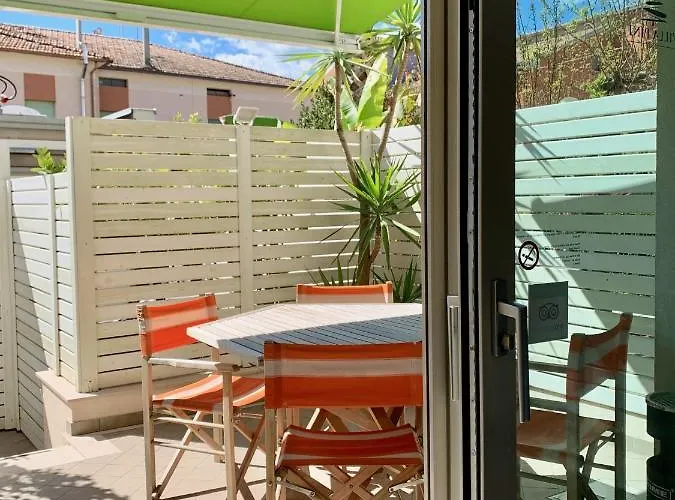 Pini Oda ve Kahvaltı Civitanova Marche