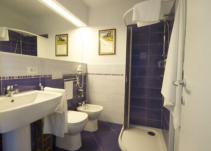 Oda ve Kahvaltı Pini